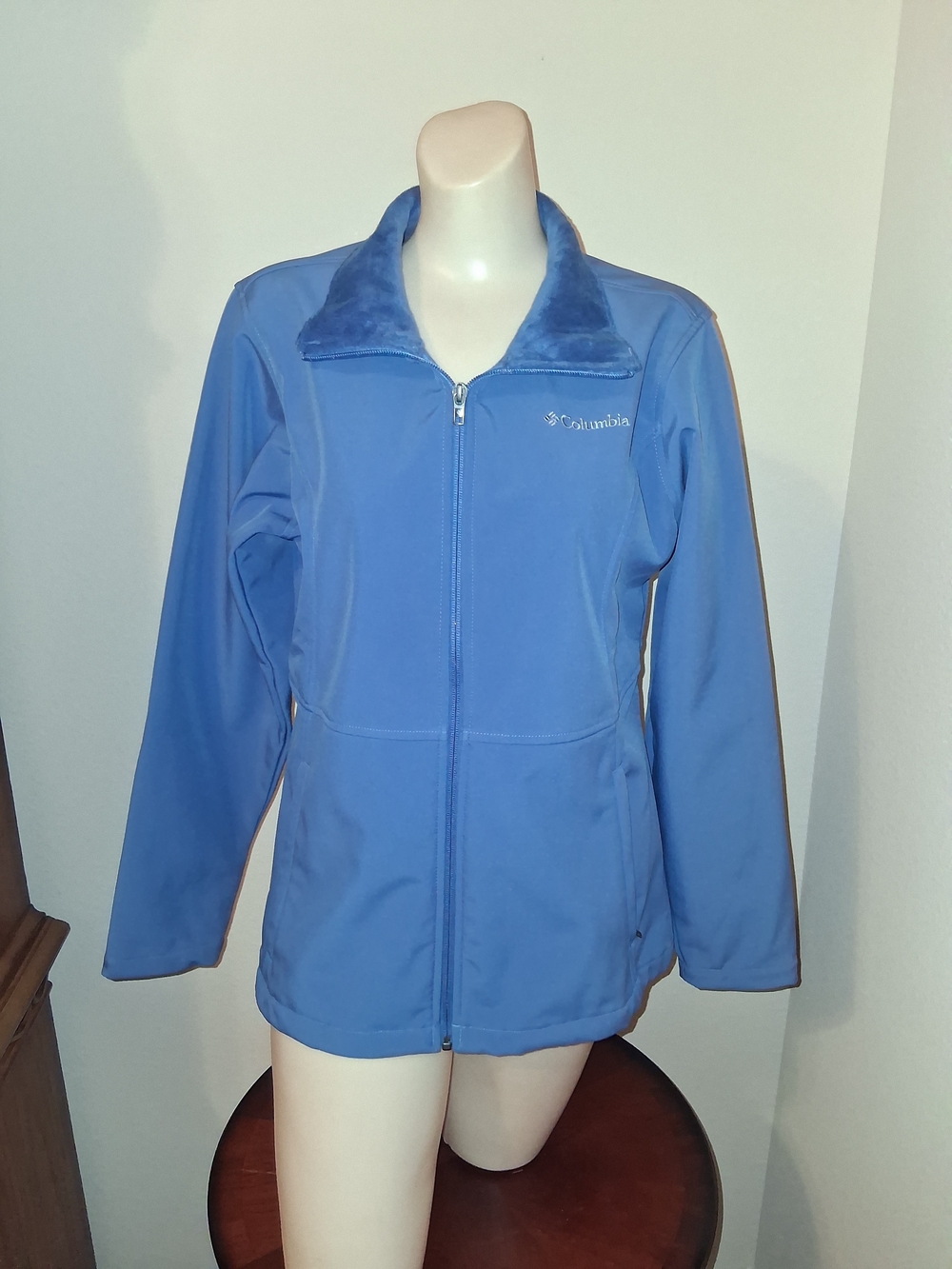 Columbia Women's Light Blue Full-Zip Fleece-Lined Jacket